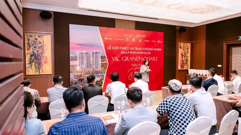 Read more about the article [Báo Phú Thọ] Gần 20 đại lý tham dự sự kiện giới thiệu dự án VIC Grand Square: Đón sóng đầu tư miền Đất Tổ